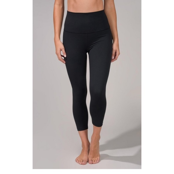 Yogalicious Pants - Yogalicious Lux Black Capri Leggings size S